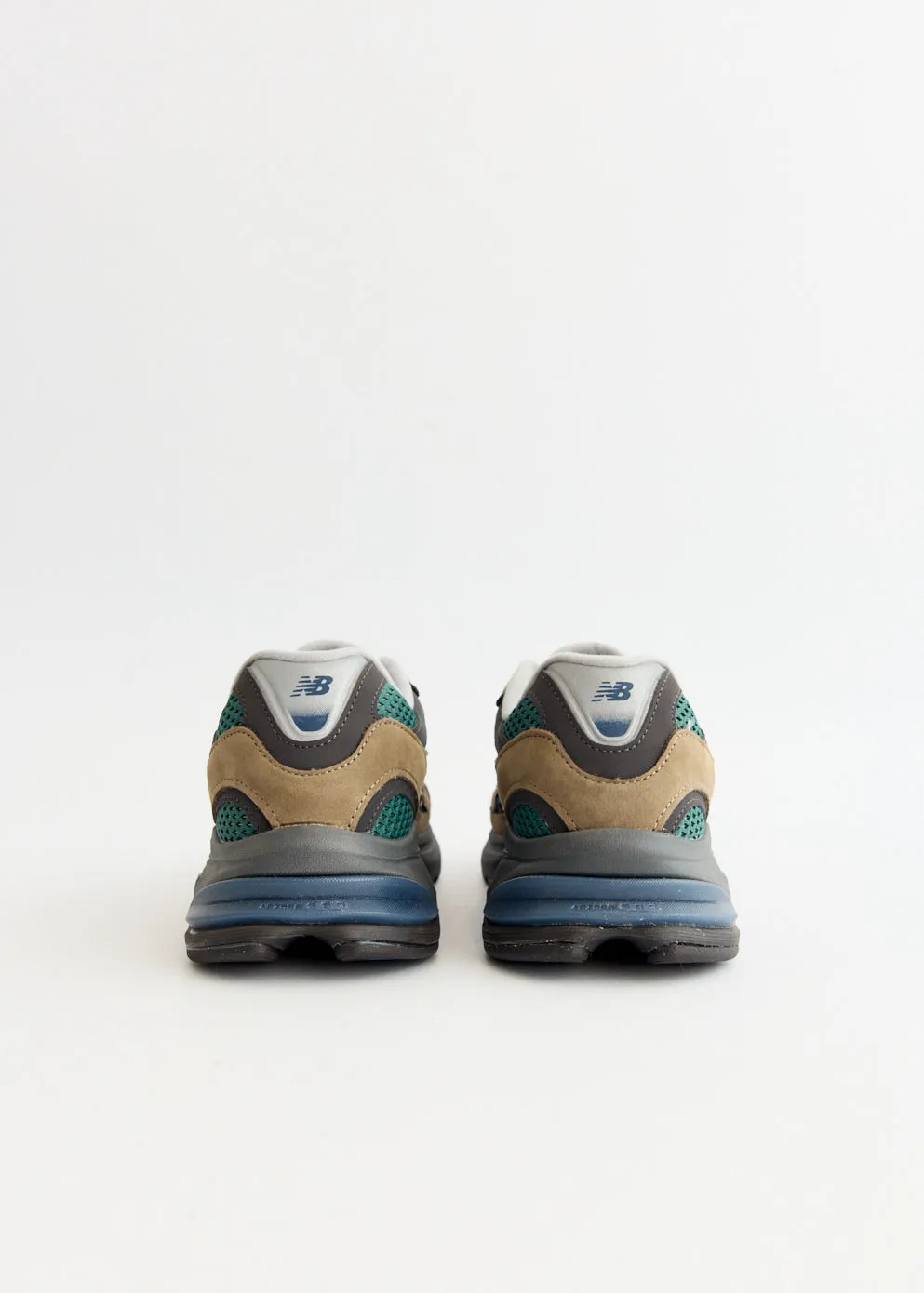 2010 'Vintage Khaki' Sneakers Senior exact