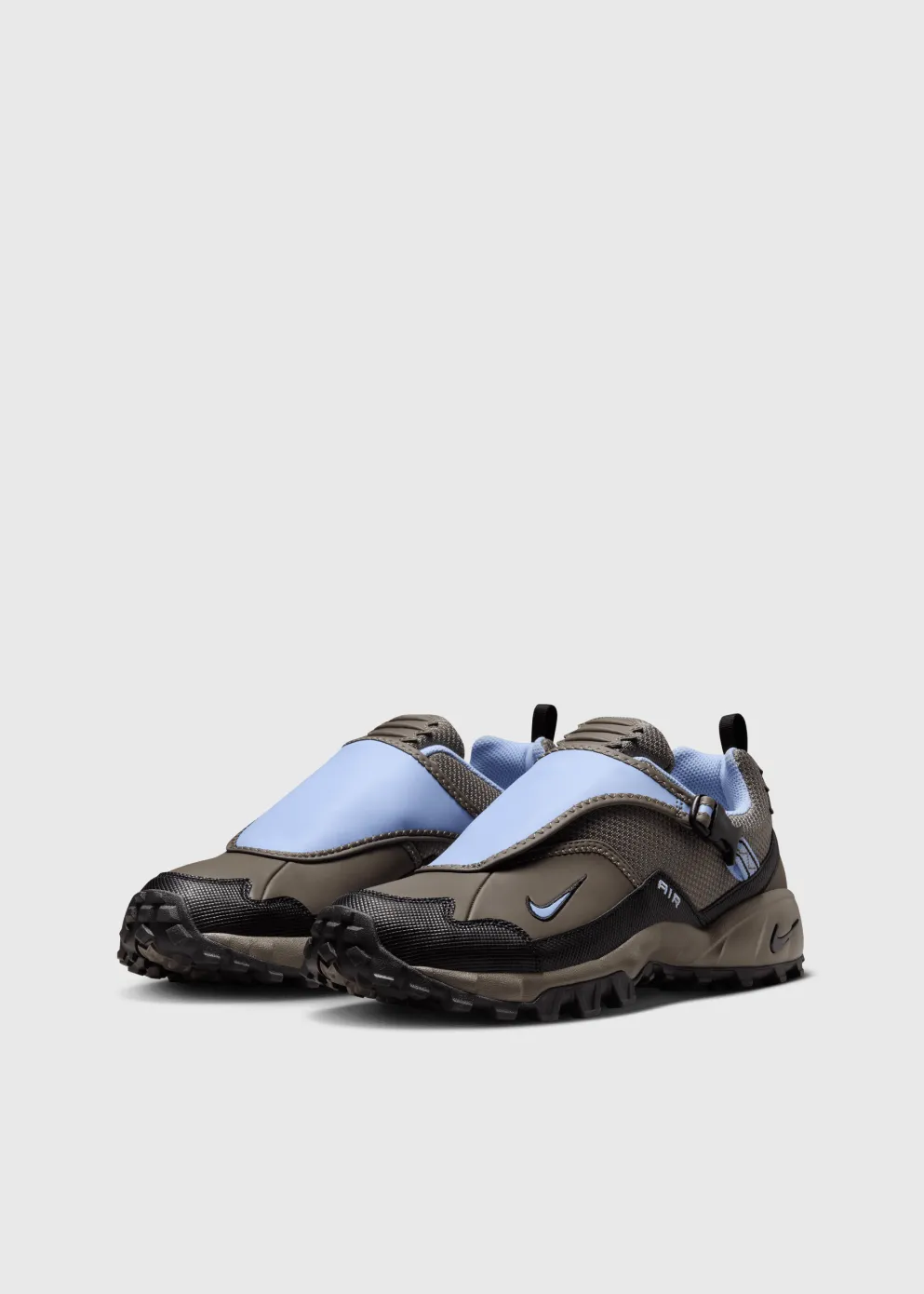 ACG Phassad 'Cave Stone Aluminium' Sneakers embossed Sandals