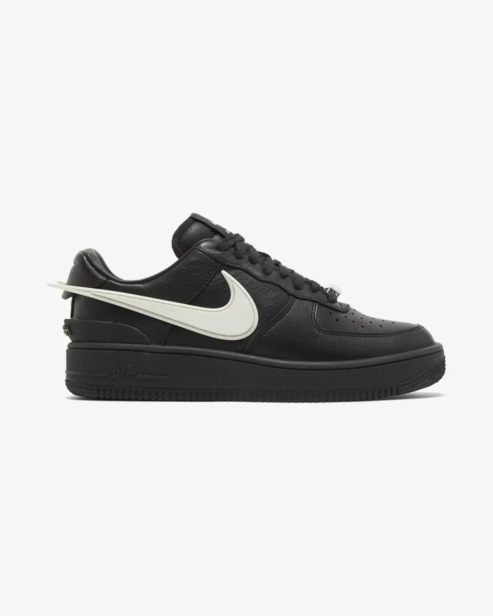 Turn Step Flat Comfort NIKE AIR FORCE 1 LOW SP AMBUSH BLACK