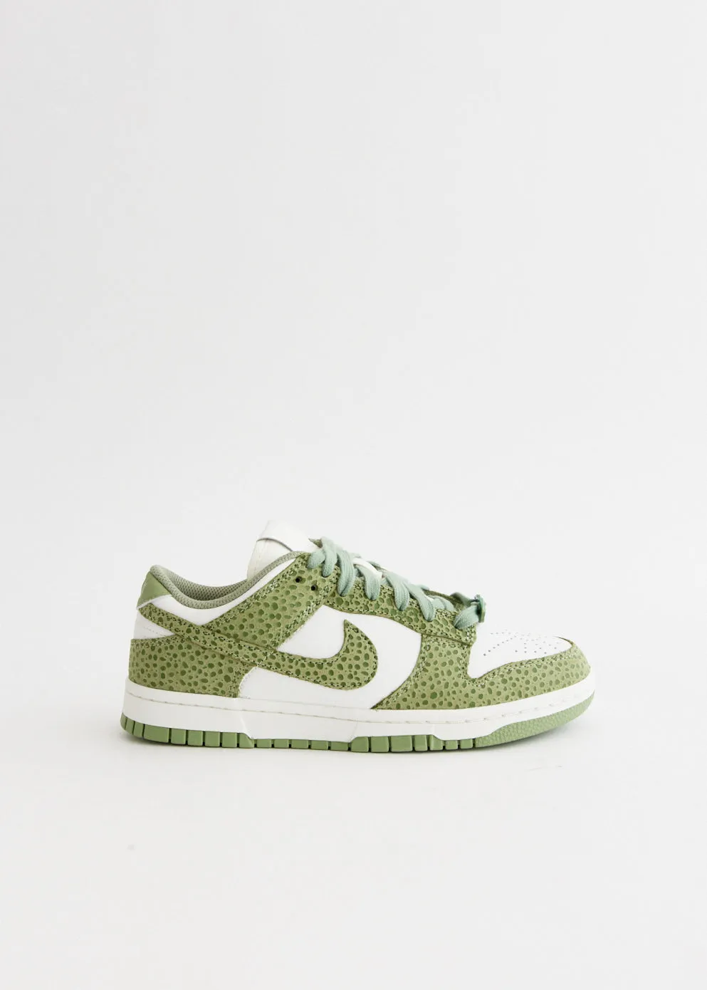 Running Shoes Monochrome Style Women's Dunk Low 'Safari Oil Green' Sneakers