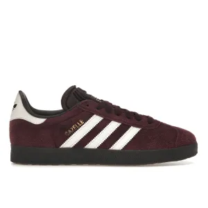 Chat Walk Adidas Gazelle Maroon