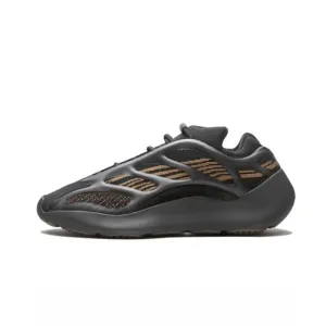 Traction Adidas Yeezy 700 V3 Clay Brown