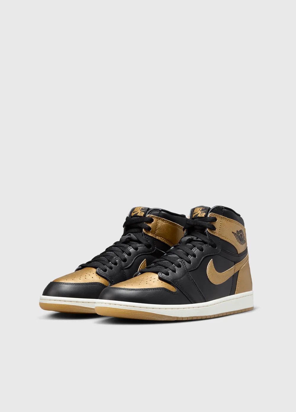 Rough texture Air Jordan 1 Retro High OG 'Metallic Gold' Sneakers