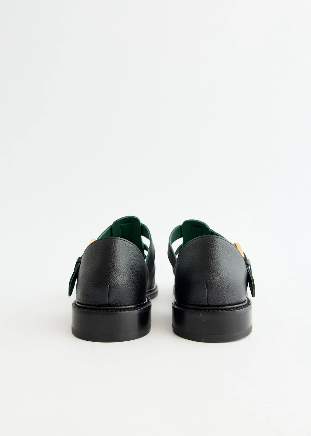 Fisherman Sandals monochromatic Functional Piece