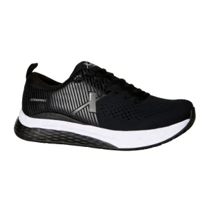 Men's Steadfast track runner's shoe chance