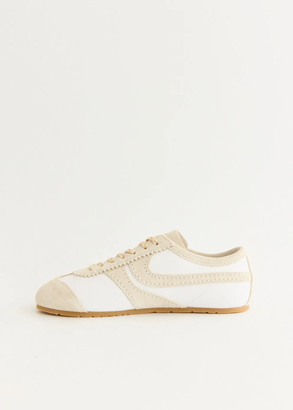 Leather Sneakers Trendy Look