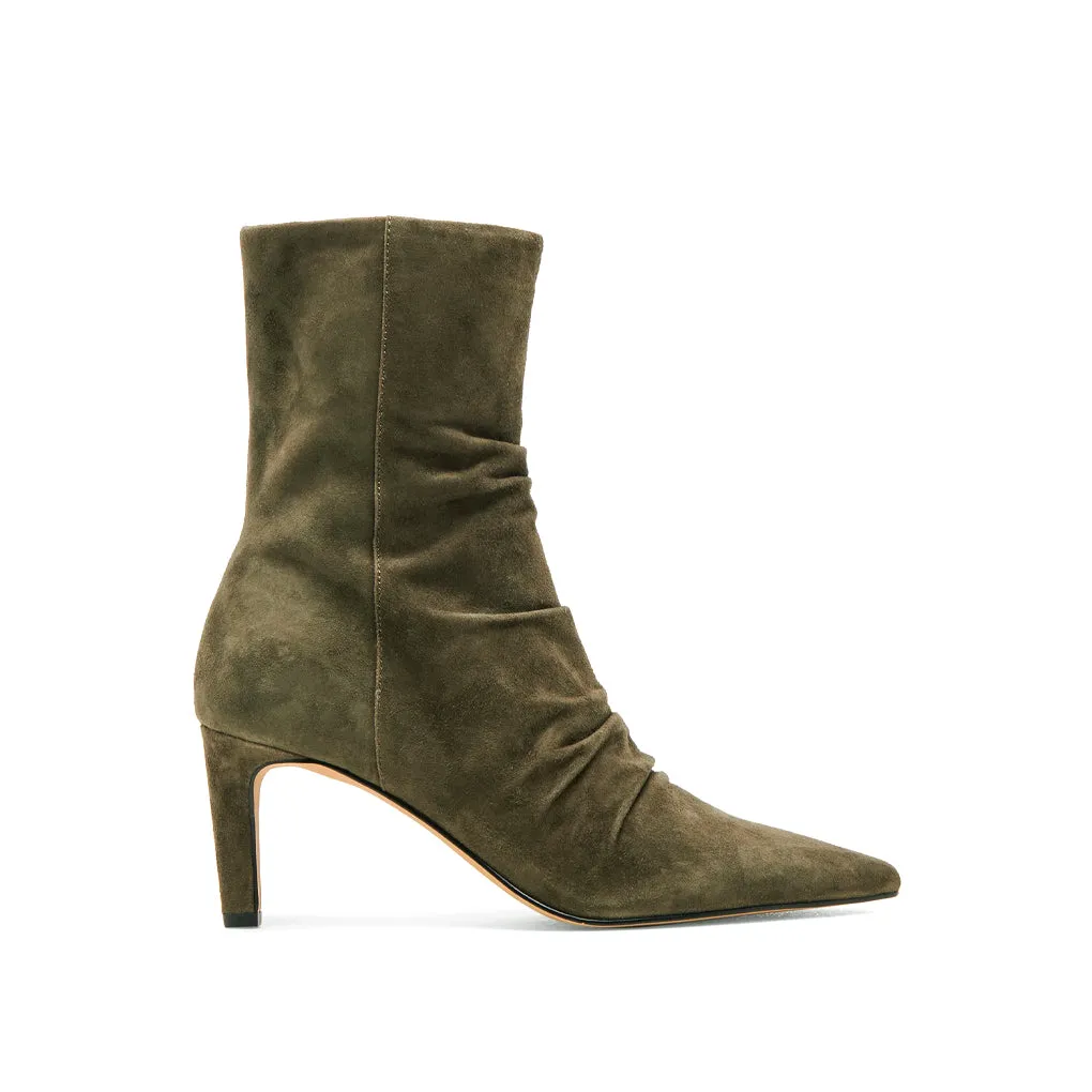 Fall Ready Built For Comfort Fernly