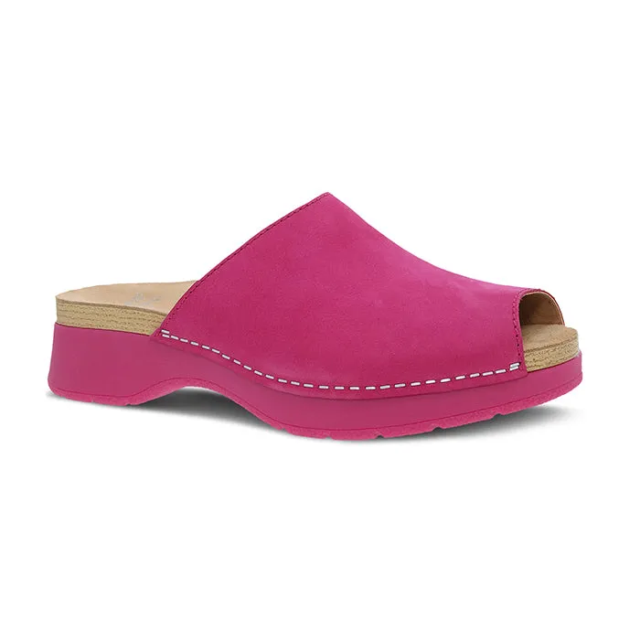 Womens Dansko Ravyn in Fuchsia Classic