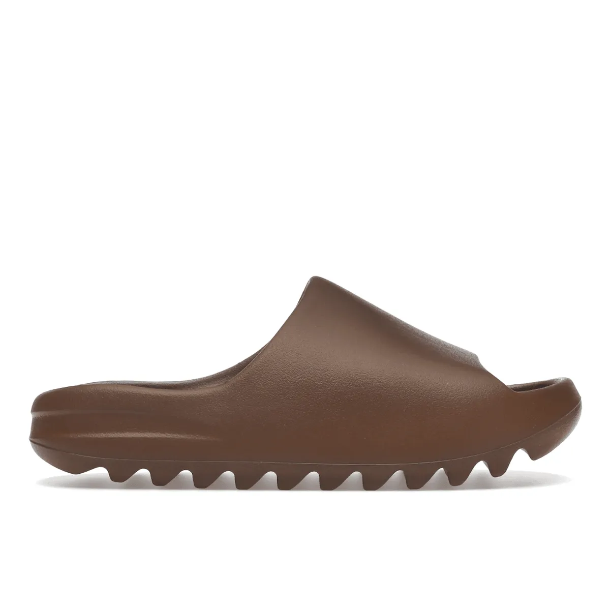 Adidas Yeezy Slide Flax for uneven surfaces