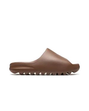 Coordination - boosting shoe cleaning adidas Yeezy Slide Flax