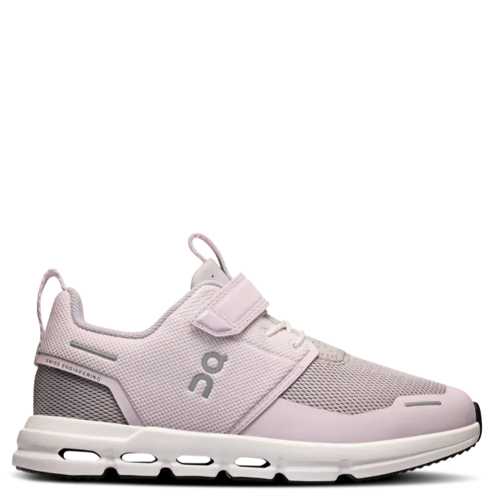 Kids' Cloud Play Abrasion Protection perforated upper