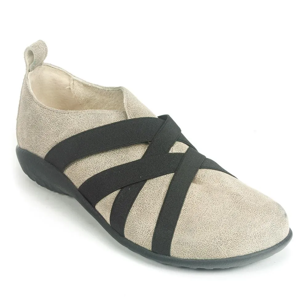 Apera Slip On Sneaker Reliable Unbeatable flexibility