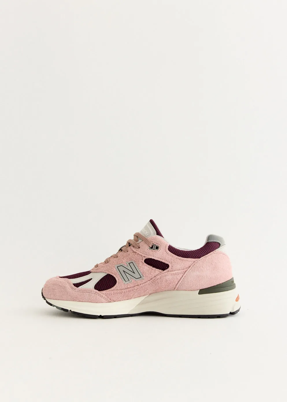 MADE in UK 991v2 'Deauville Mauve' Sneakers Graphic