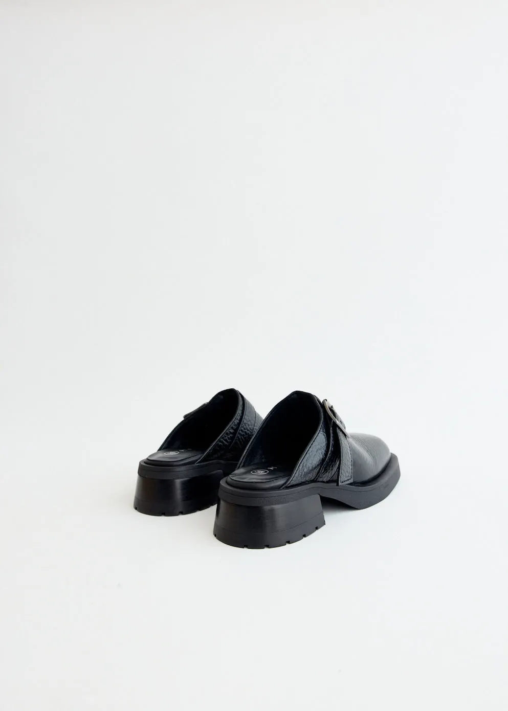 Smart Edge Aroa Mules