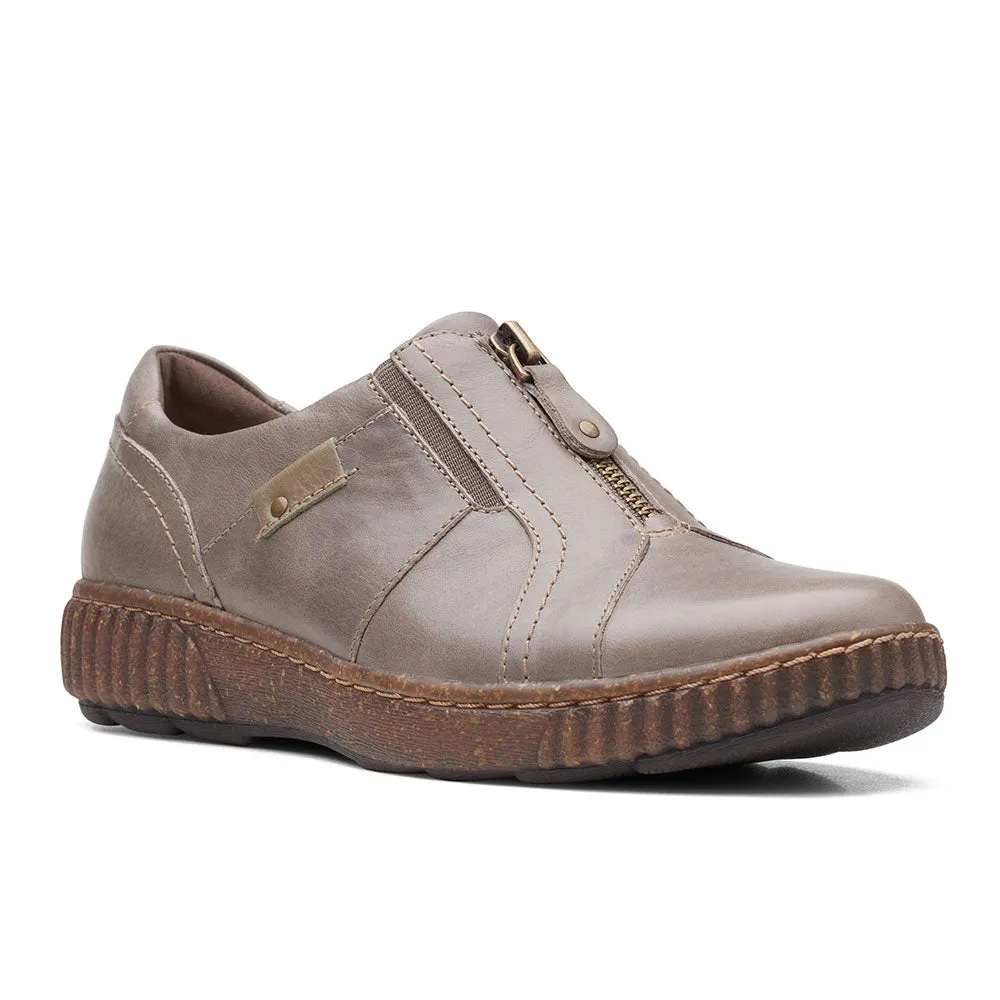 Magnolia Zip Shoe Dynamic silhouette