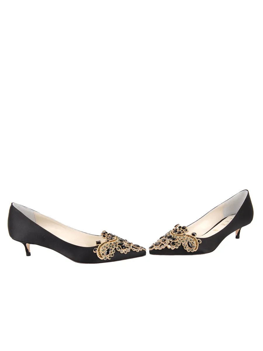 Brinsley Pointed Toe Kitten Heel snowboarding