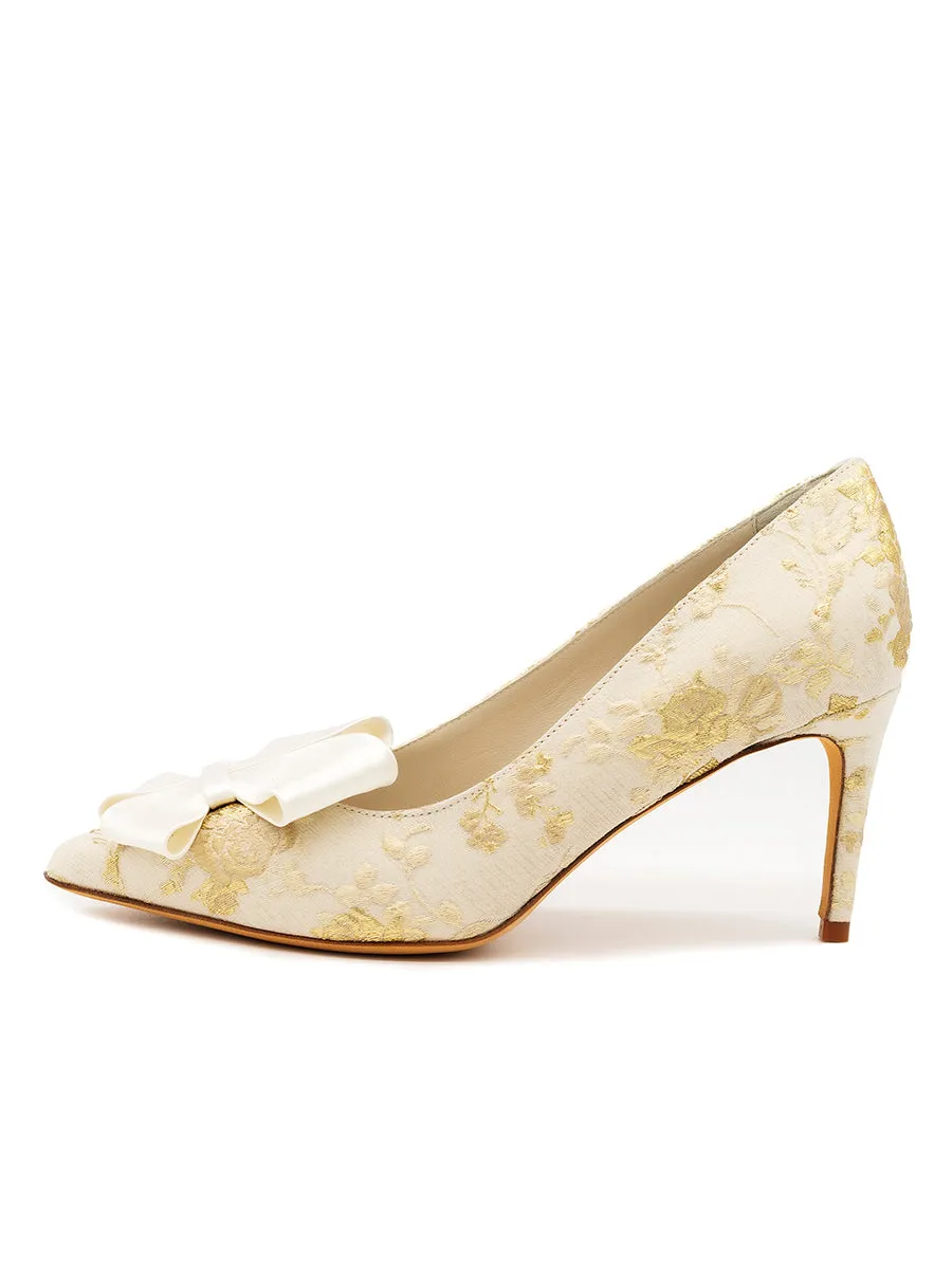 deepest kids' medium Caitlin Pointed Toe Pump Brocade