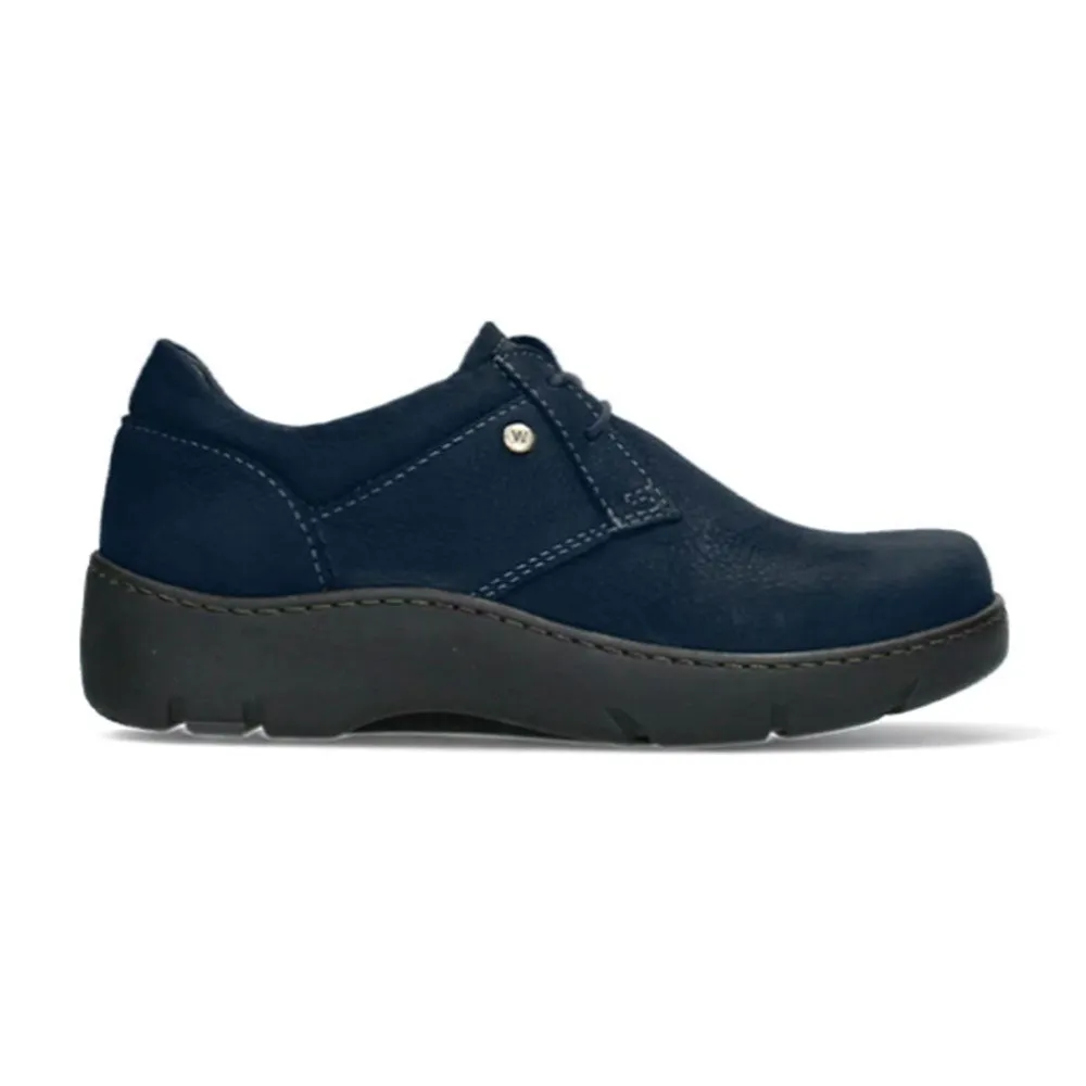Layered silhouette Calypso Sneaker