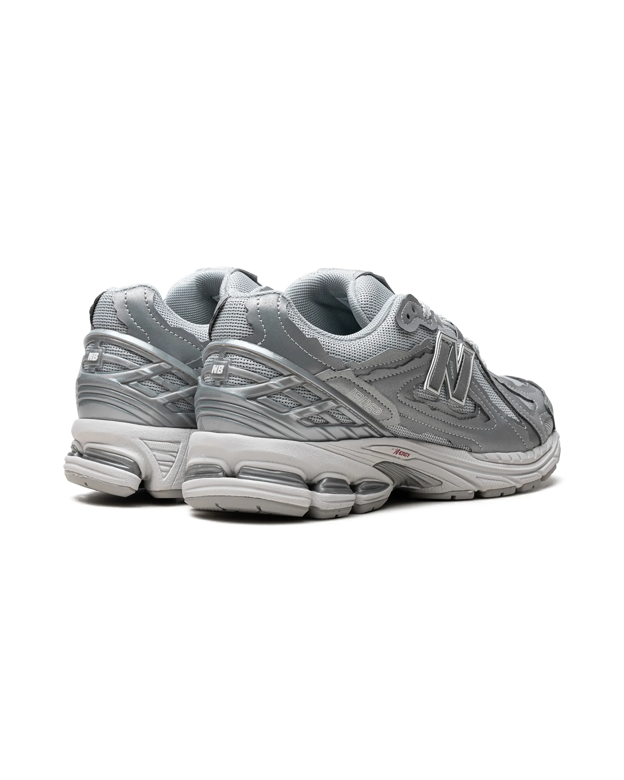 walking on trails New Balance 1906D Protection Pack Silver Metallic