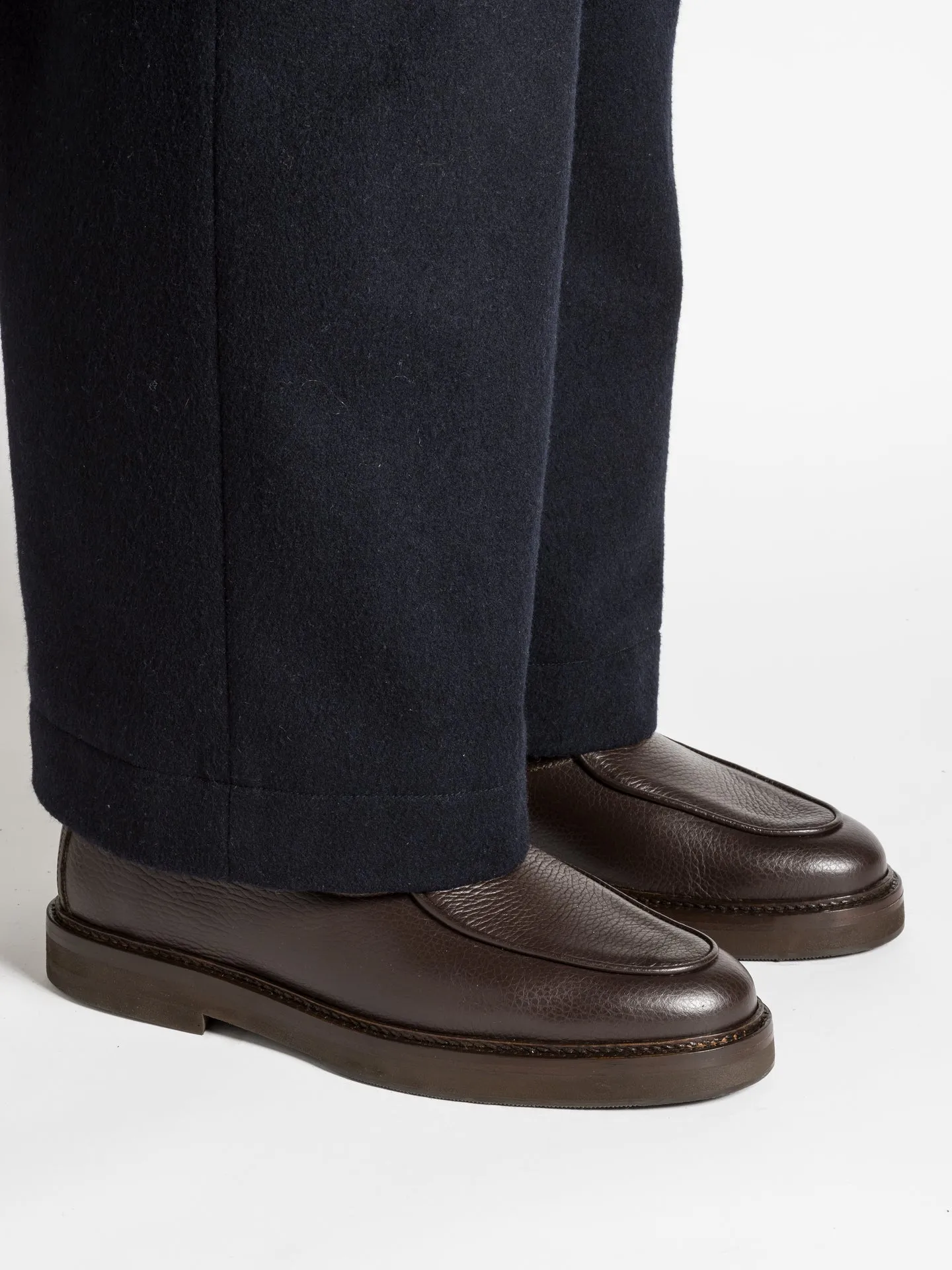 Aniline Finish Power Walk LEX EBANO