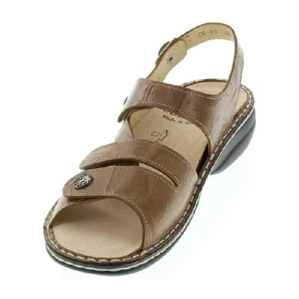 Womens Finn Comfort Gomera in Cognac Classic Style
