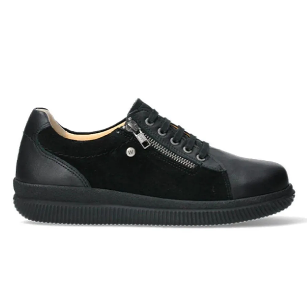 lace - type Pro XW Sneaker