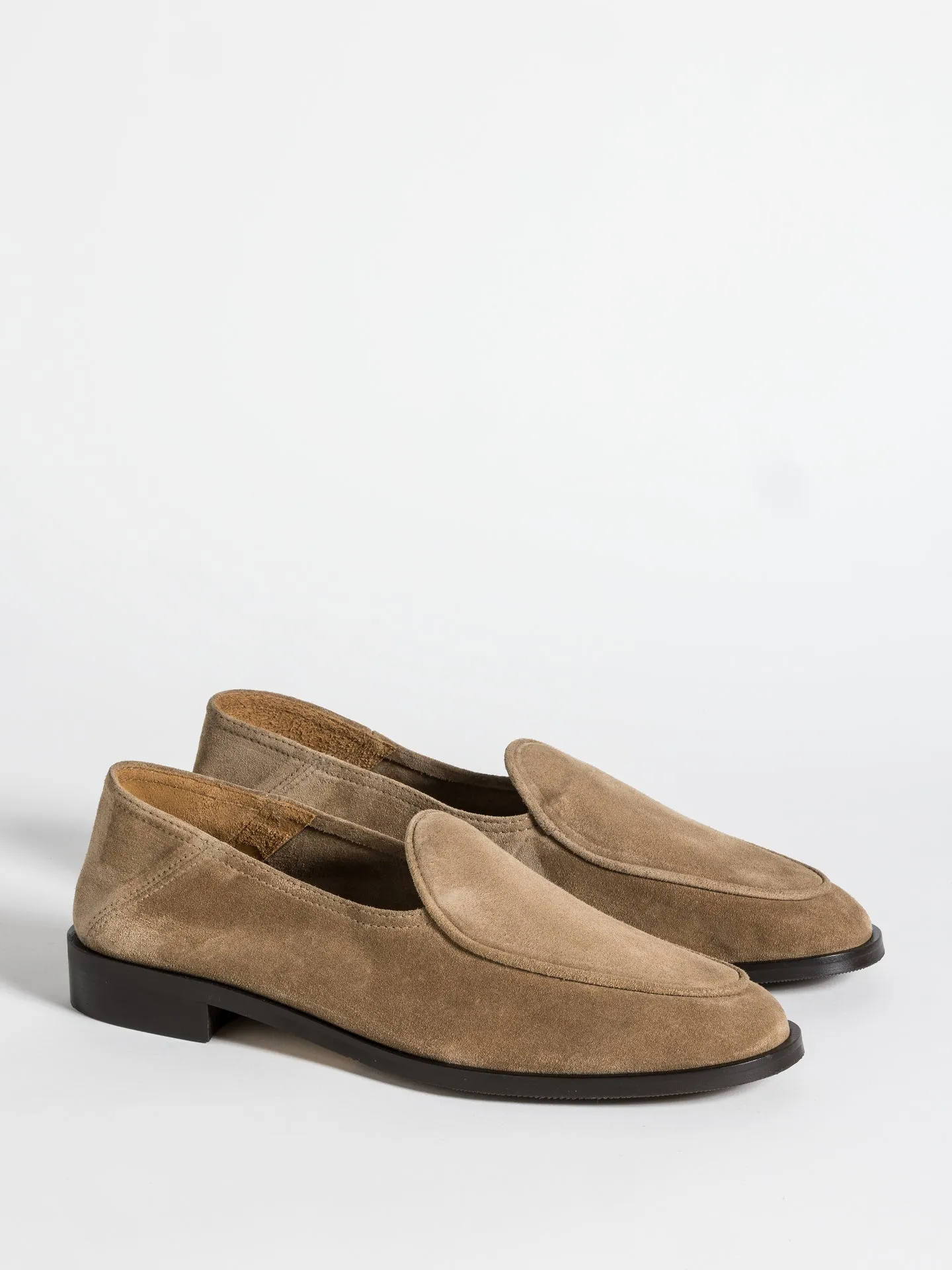 CHRIS EARTH SUEDE Taper Tip Style Sharp