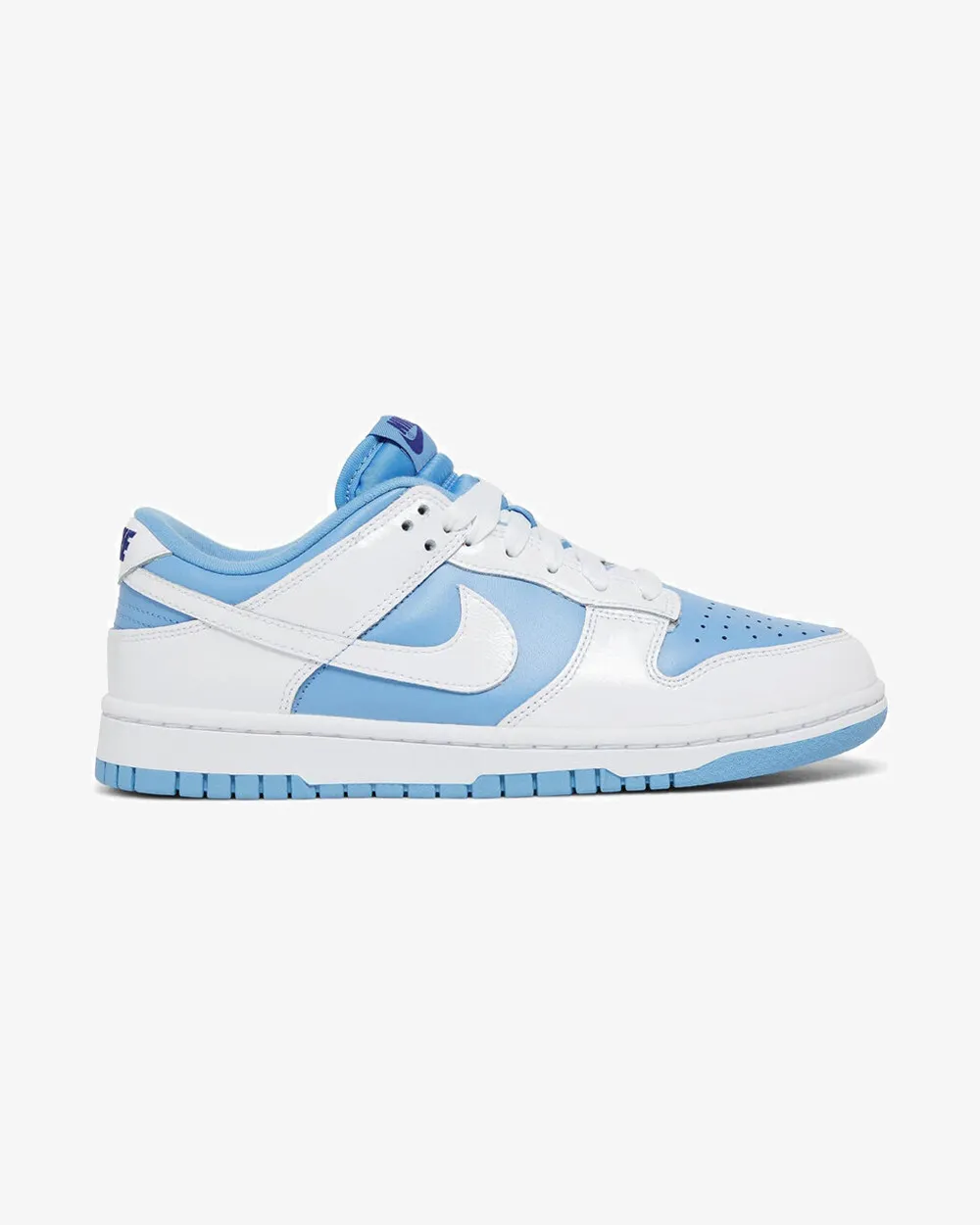 NIKE DUNK LOW WMNS REVERSE UNC slim fit