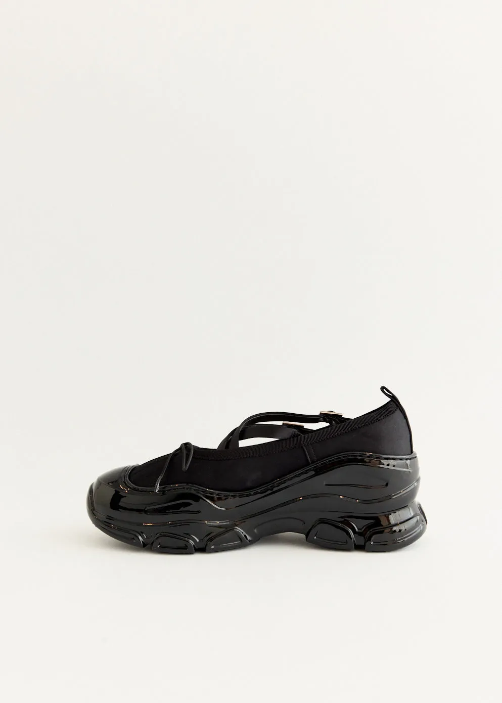 Laidback Mood Zip Up Closure Classic Criss Cross Tracker Ballerinas