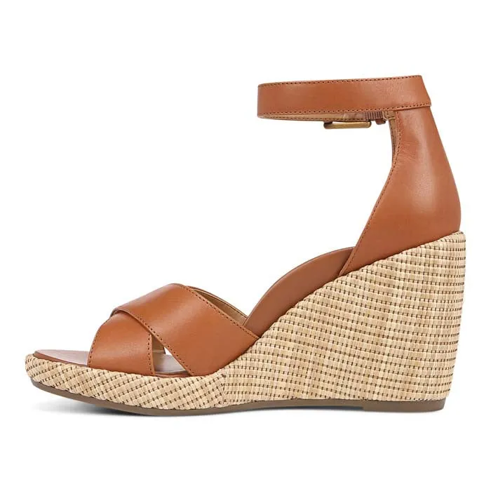 Womens Vionic Marina in Camel All-Purpose Comfort