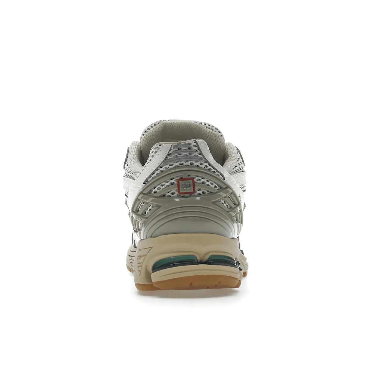Sporty teenagers' New Balance 1906R White Green Cream