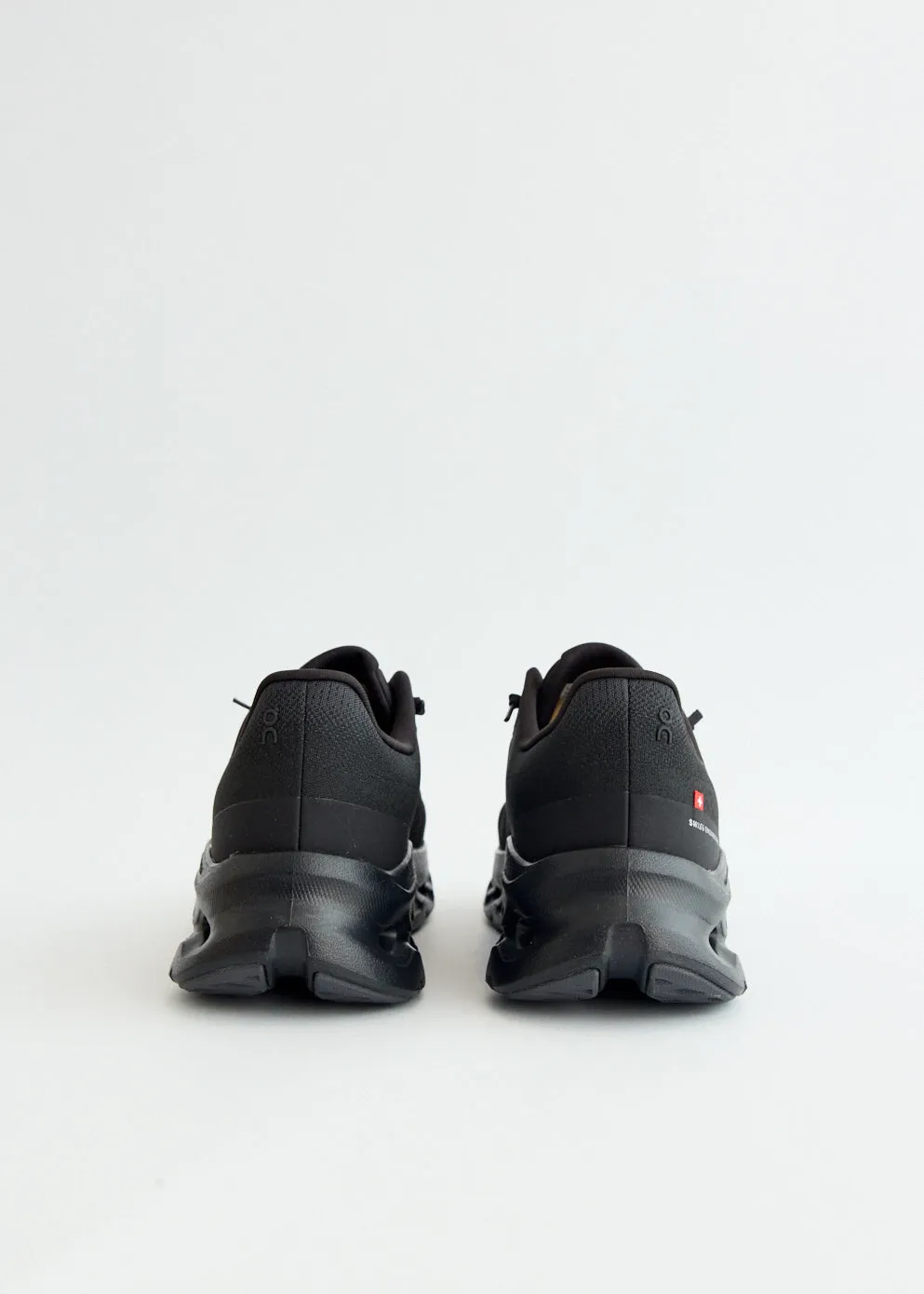 Cloudtilt 'Eclipse Black' Sneakers Comfort Grip Trail Jog