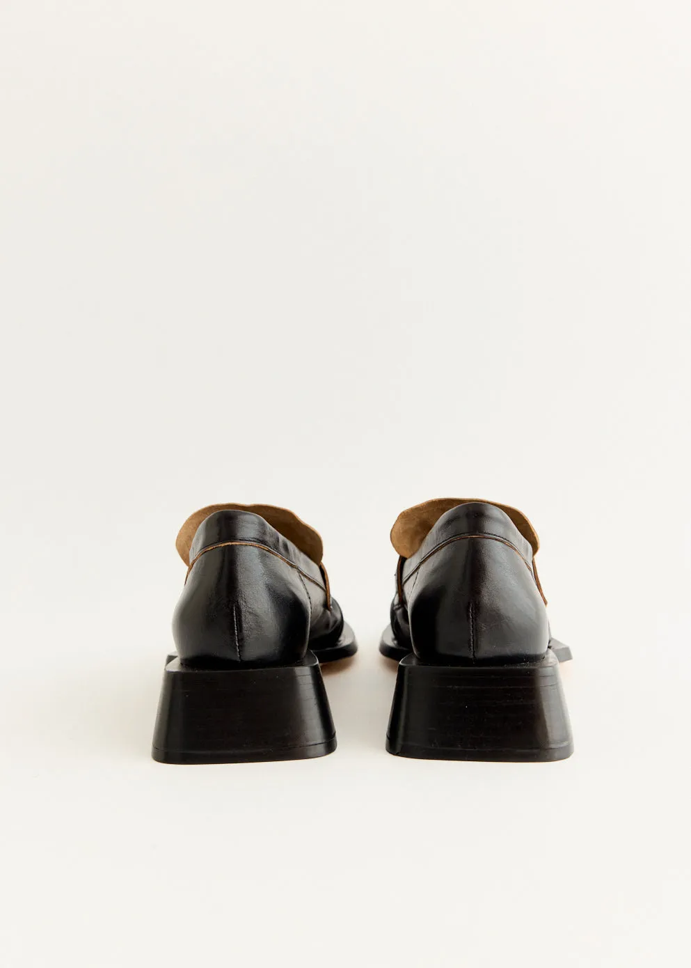 Weather Friendly Guide Hike Airi Loafers