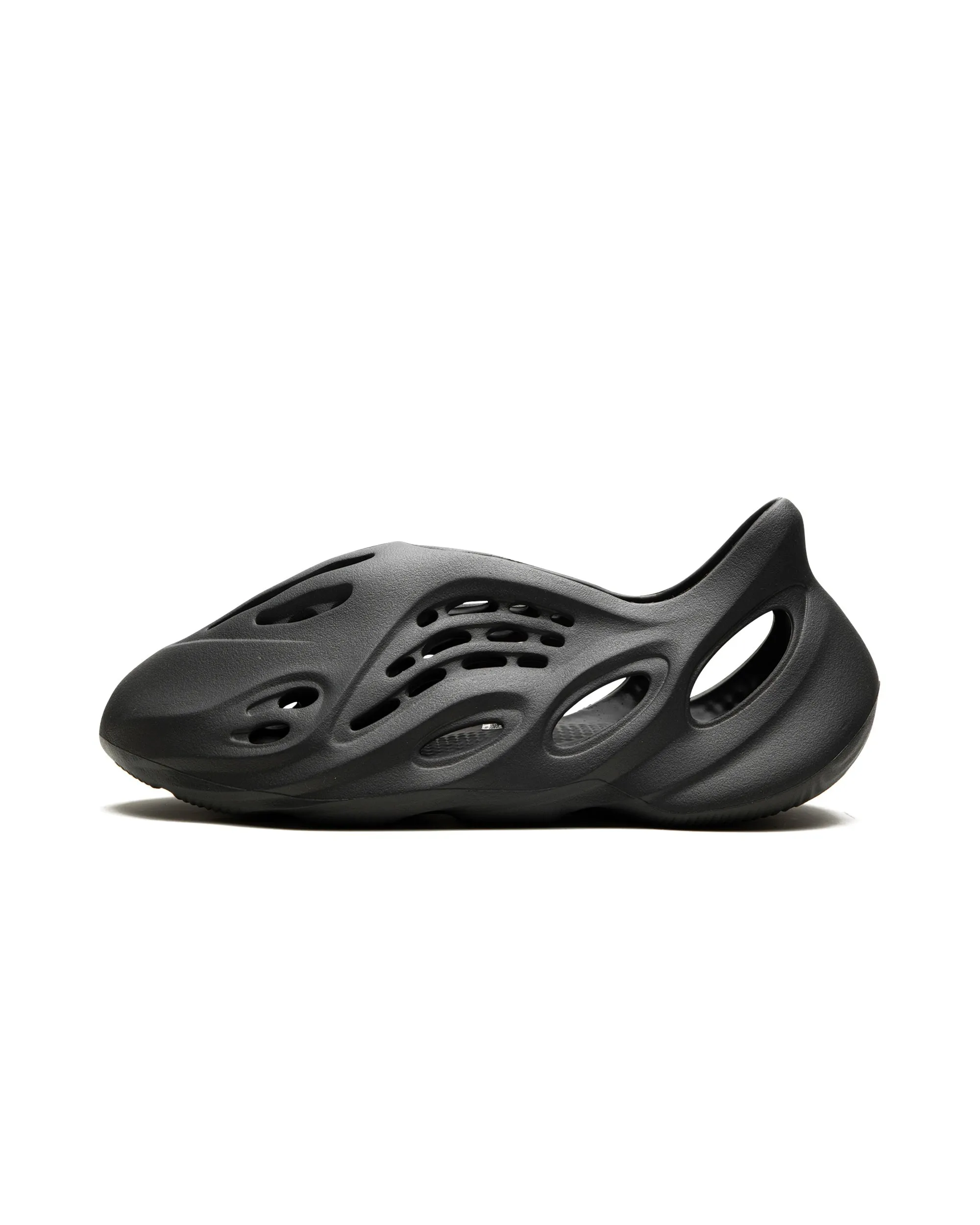 Big Flexible Footwear adidas Yeezy Foam RNR Carbon