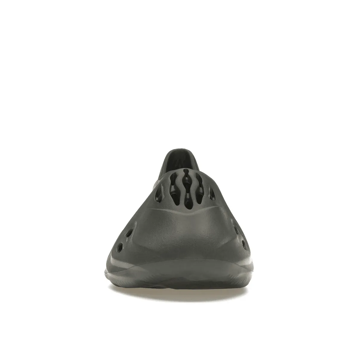 Moving Adidas Yeezy Foam RNR Carbon