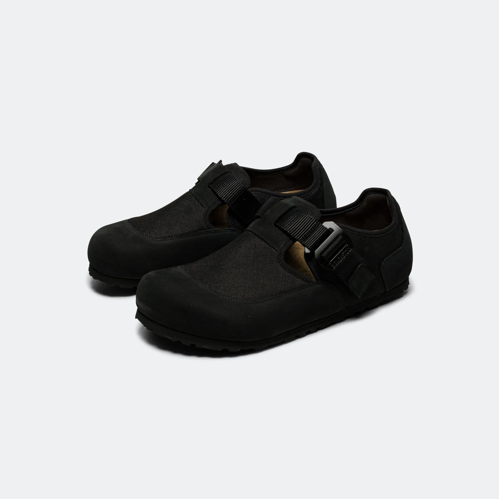 London Nova - Black Nubuck Leather/Textile Pool Wear Street Essentials