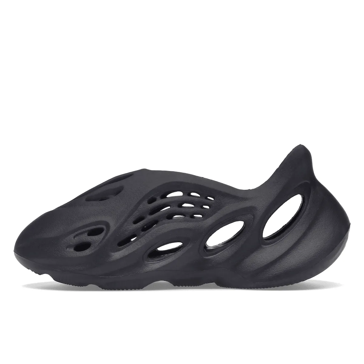 Snow for people who want an anti - odor product Adidas Yeezy Foam RNR Onyx