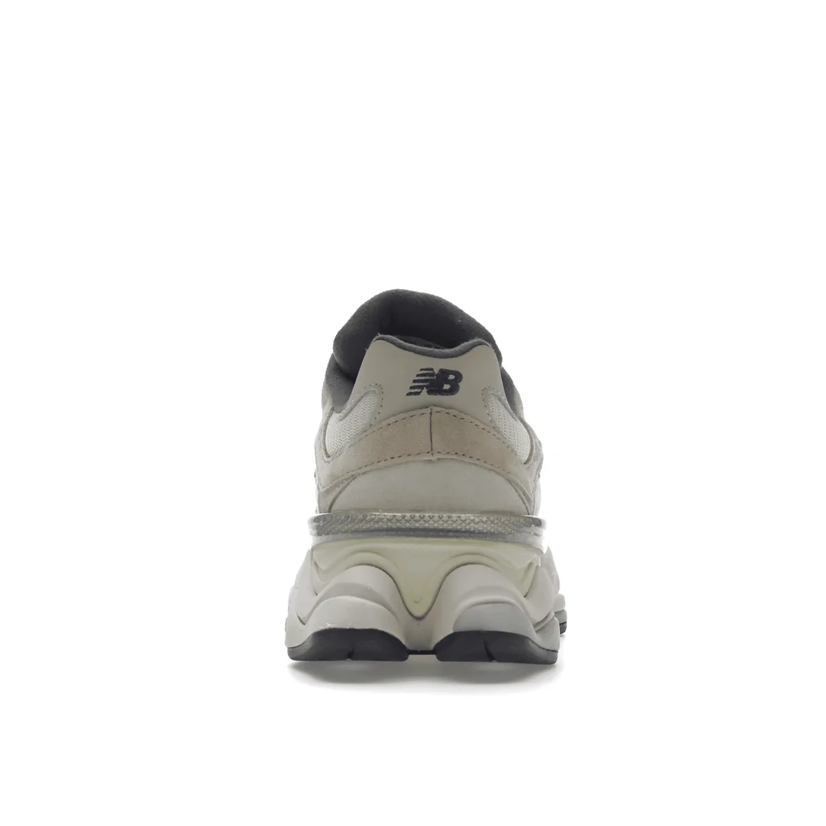 Crowd Ready New Balance 9060 Sea Salt