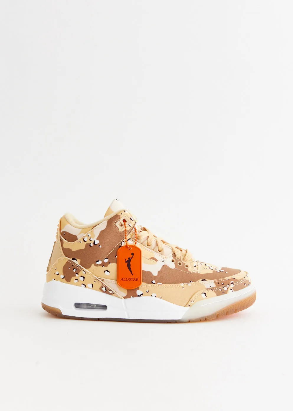Women's Air Jordan 3 Retro 'Georgia Peach' Sneakers Minimal Build warm weather