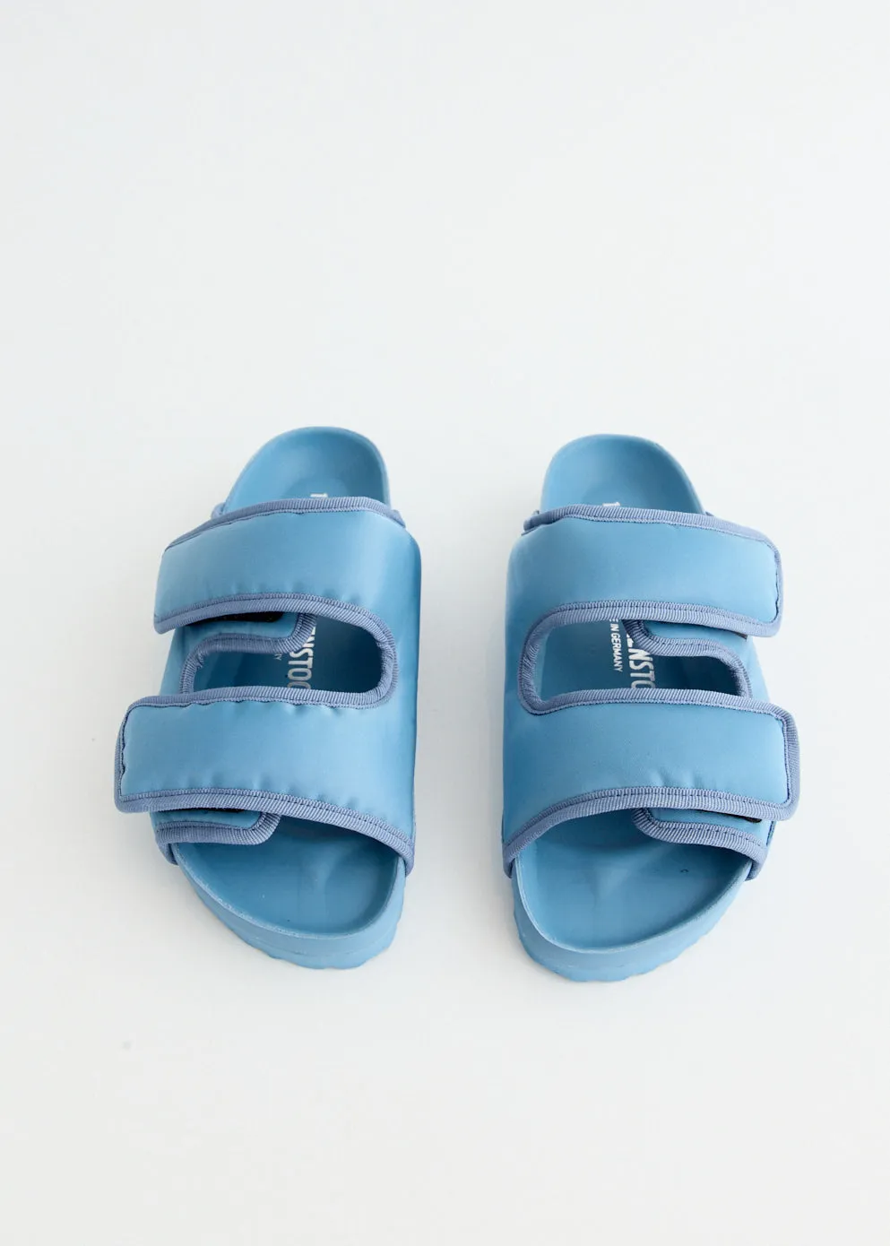 Sturdy Construction Cosy Nylon 1774 Narrow Sandals