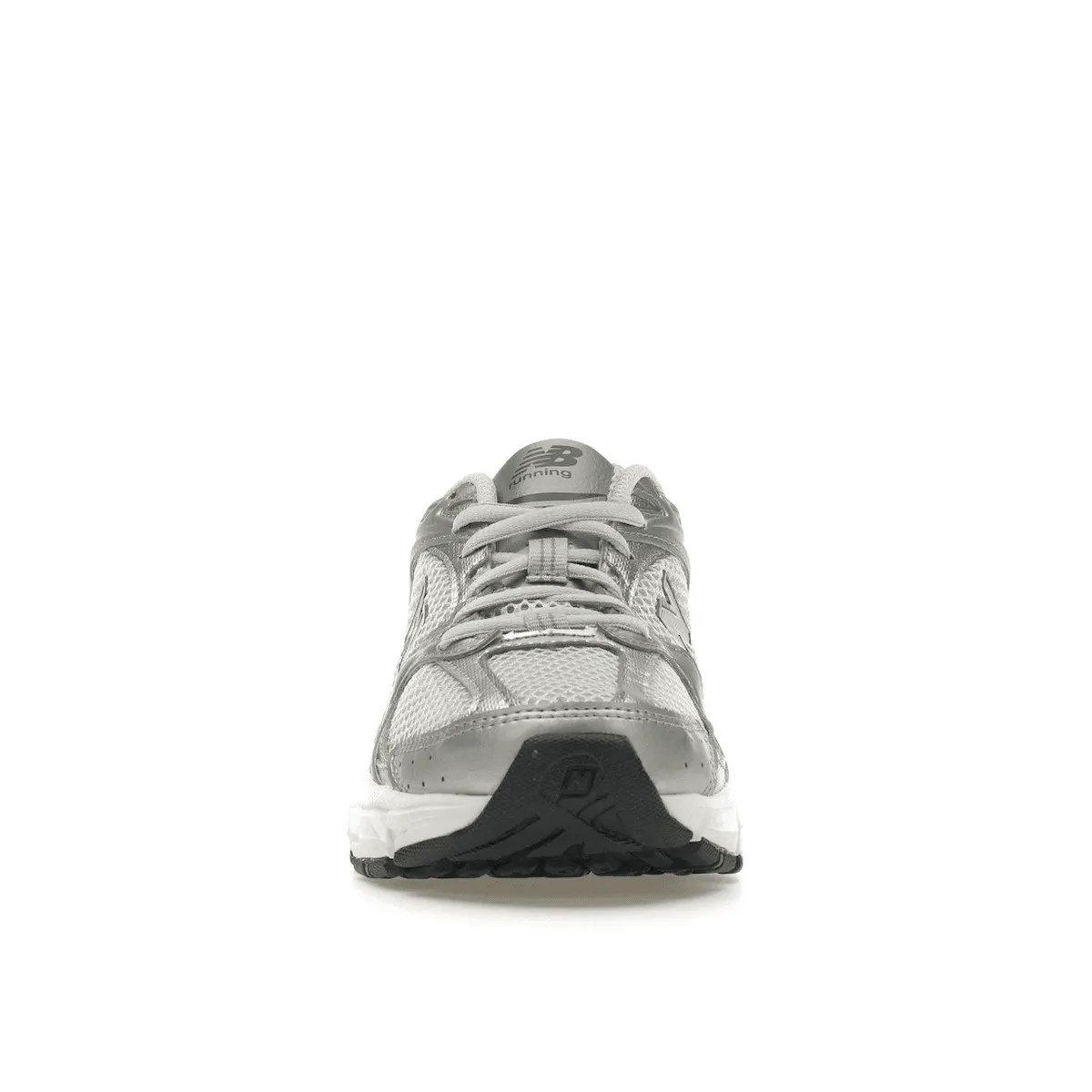 Multidirectional Traction flex design New Balance 530 Grey Matter Silver Metallic