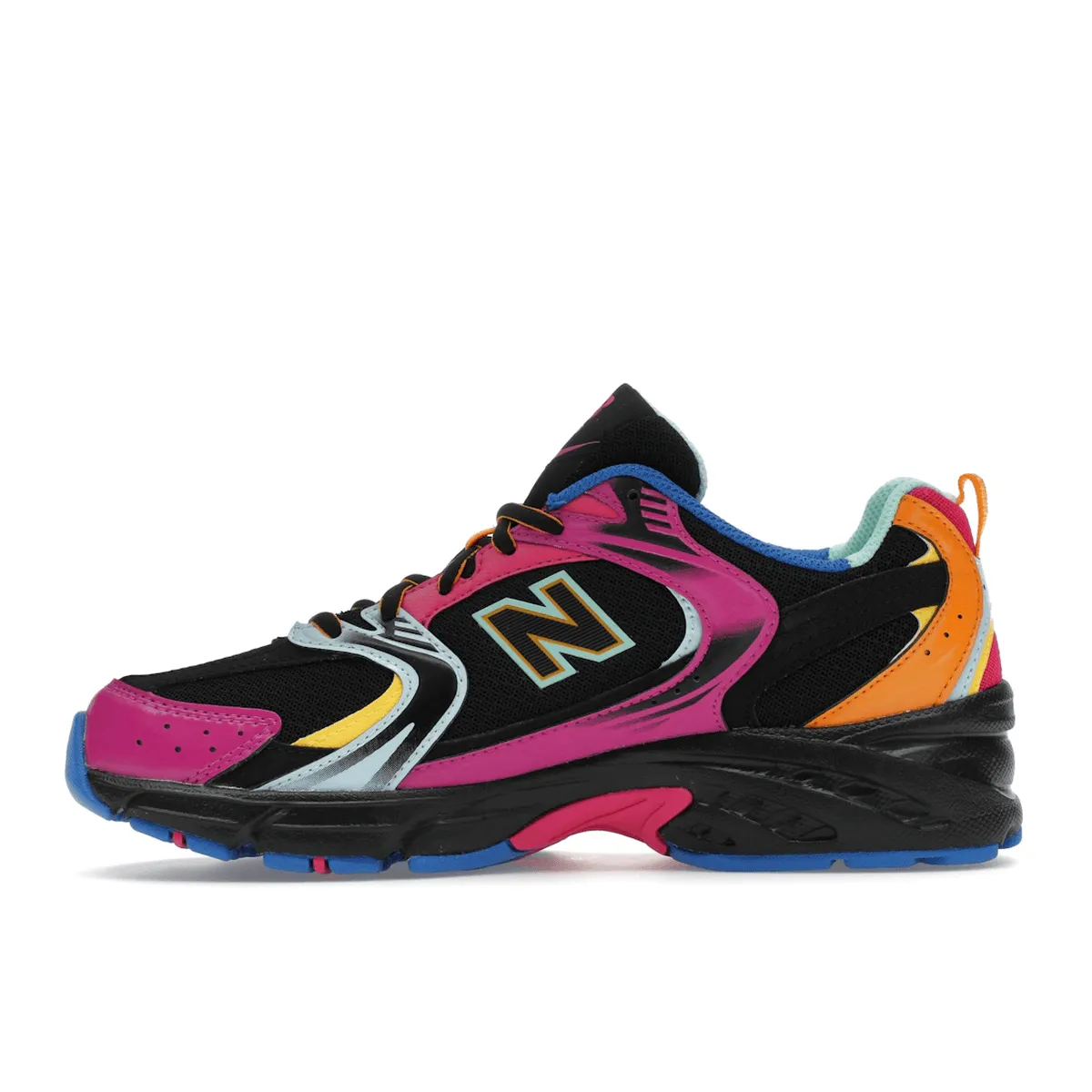 Snug Ankle Hugger Heel counter New Balance 530 Black Multi-Color