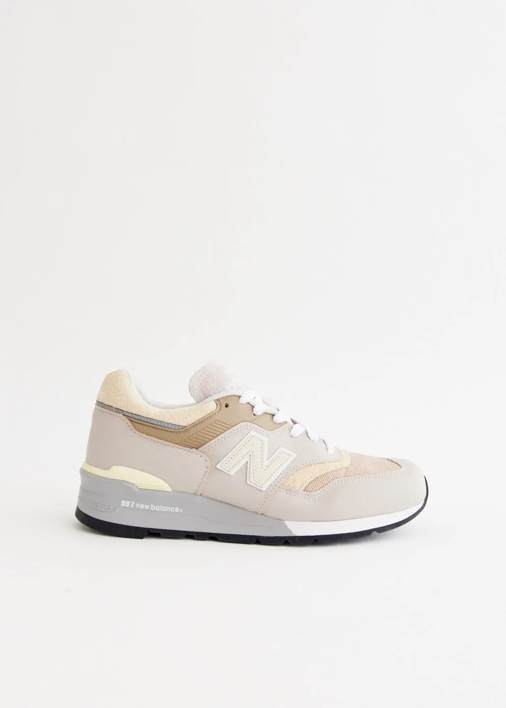 Multi-functional materials greatest MADE in USA 997 'Moonrock' Sneakers