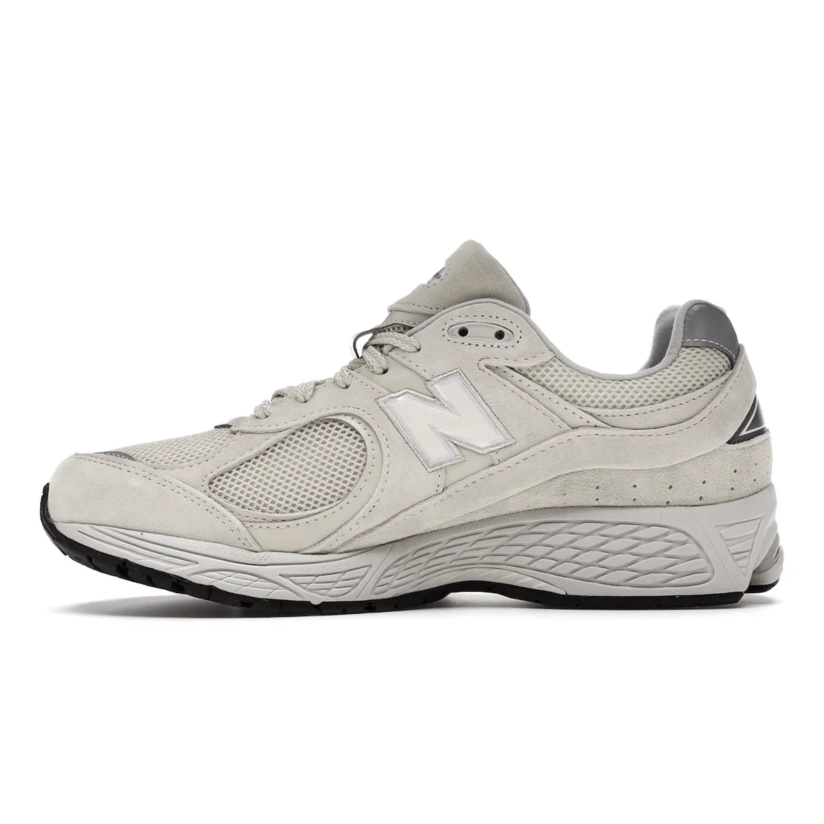 maintenance - free New Balance 2002R Bone Light Aluminum