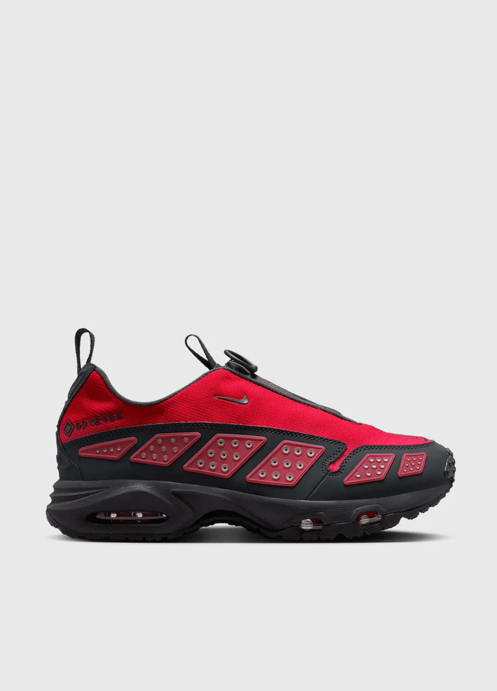 Comfortable Experience Spring Ready Women's Air Max SNDR Gore-Tex 'Hyper Crimson' Sneakers