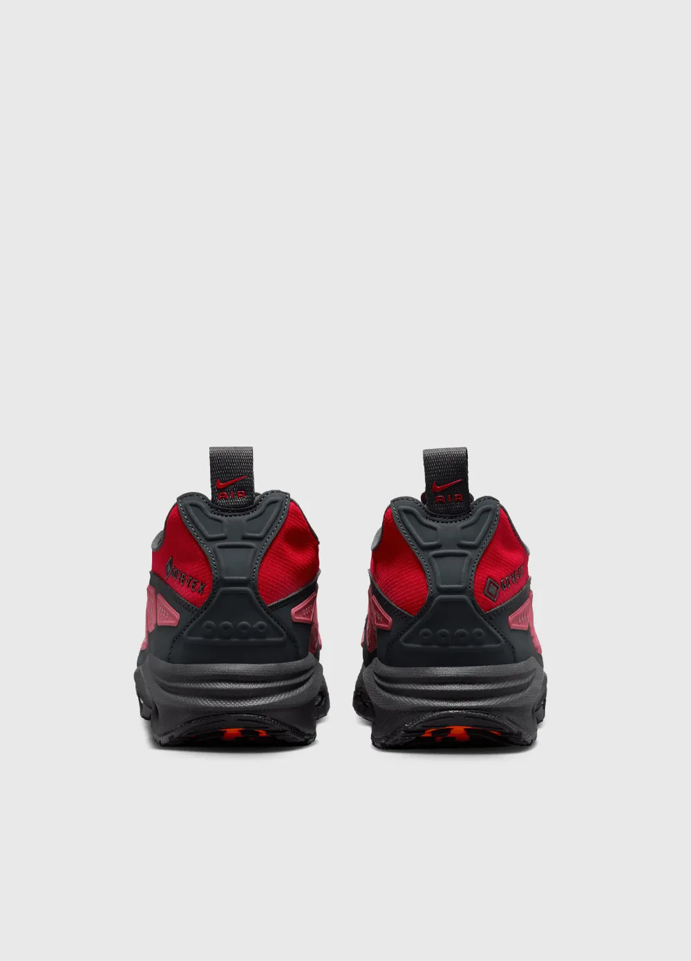 Women's Air Max SNDR Gore-Tex 'Hyper Crimson' Sneakers Desert Hike