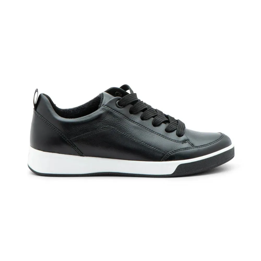 Redmond Women's Lace-Up Sneaker marathon runner