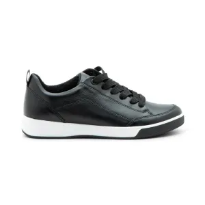 Redmond Women's Lace-Up Sneaker marathon runner