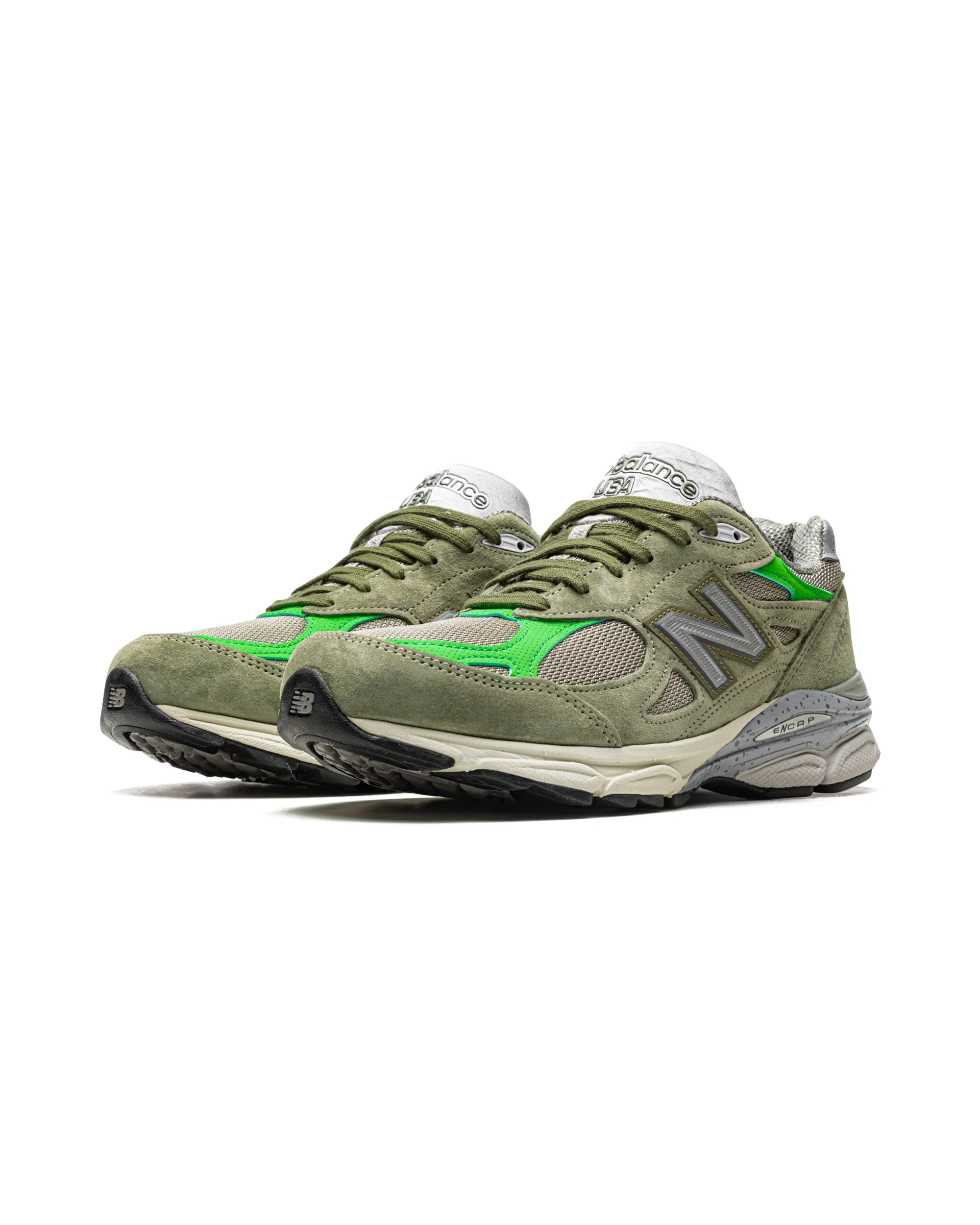 long - distance walking Designing New Balance 990v3 MiUSA Patta Keep Your Family Close