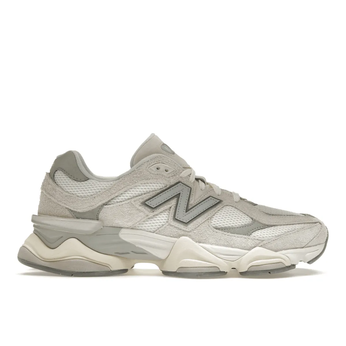 Cushioned Walk New Balance 9060 Moonbeam Sea Salt